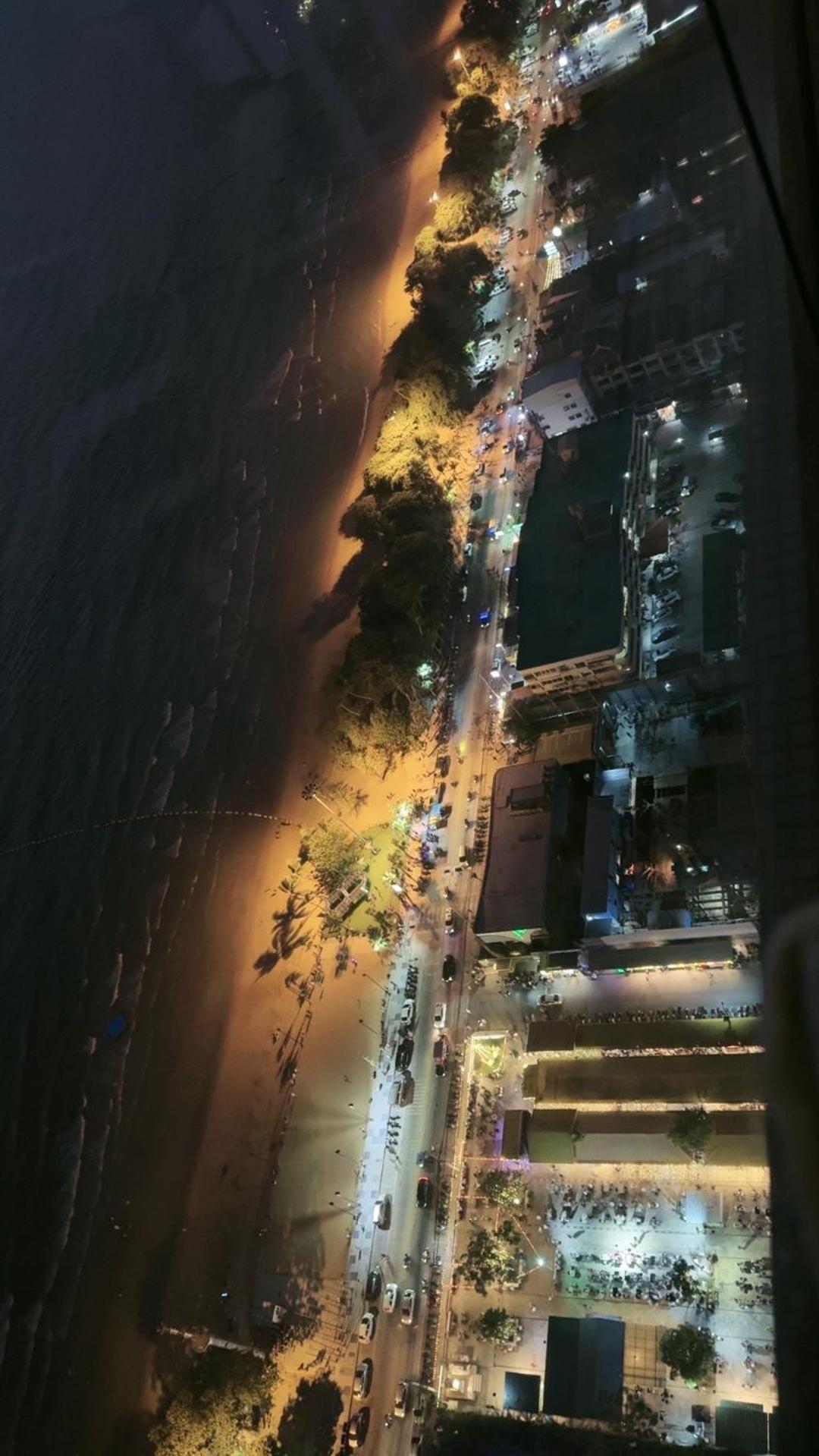 Copacabana Beach Jomtien 科帕卡巴纳海乔木提安海滩毗邻乔木提安夜市 Exterior photo